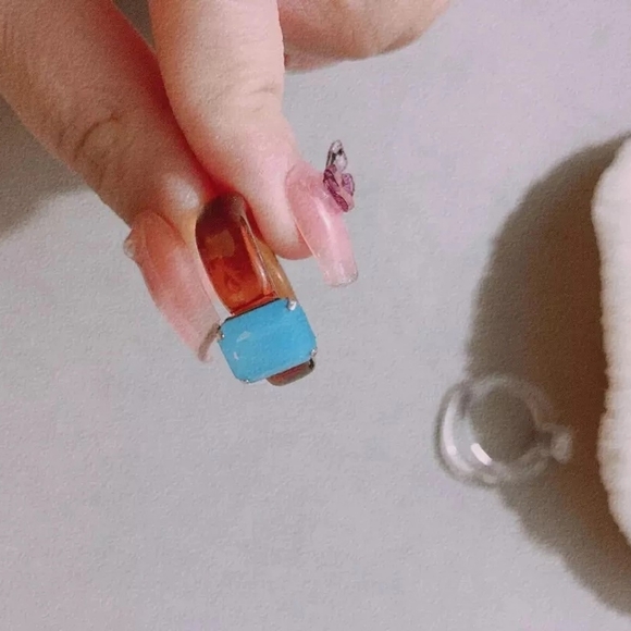 rings - Picture 6 of 10